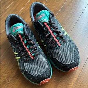 Asics women’s running shoes